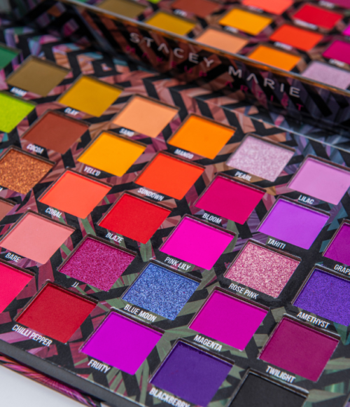 Carnival III Paleta Love Tahiti de BPerfect x Stacey Marie
