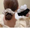 Scrunchies Metalizados con Pedrería