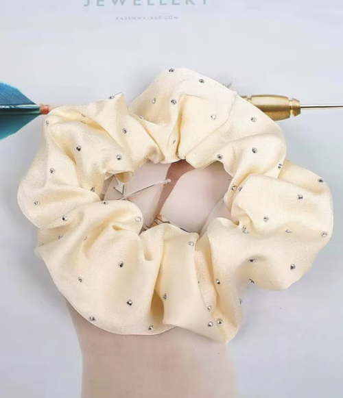 Scrunchies Metalizados con Pedrería